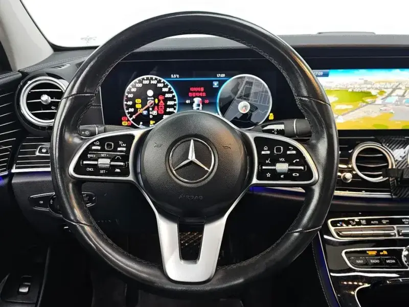 2020 Mercedes-Benz E-Класс с пробегом 102 810 км