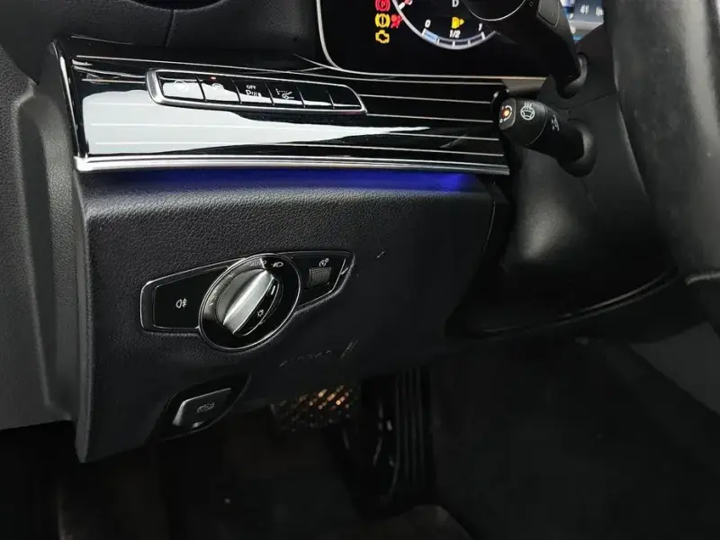 2020 Mercedes-Benz E-Класс с пробегом 102 810 км