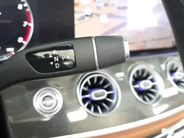 2020 Mercedes-Benz E-Класс с пробегом 8 584 км