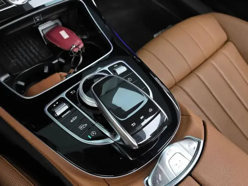 2020 Mercedes-Benz E-Класс с пробегом 8 584 км