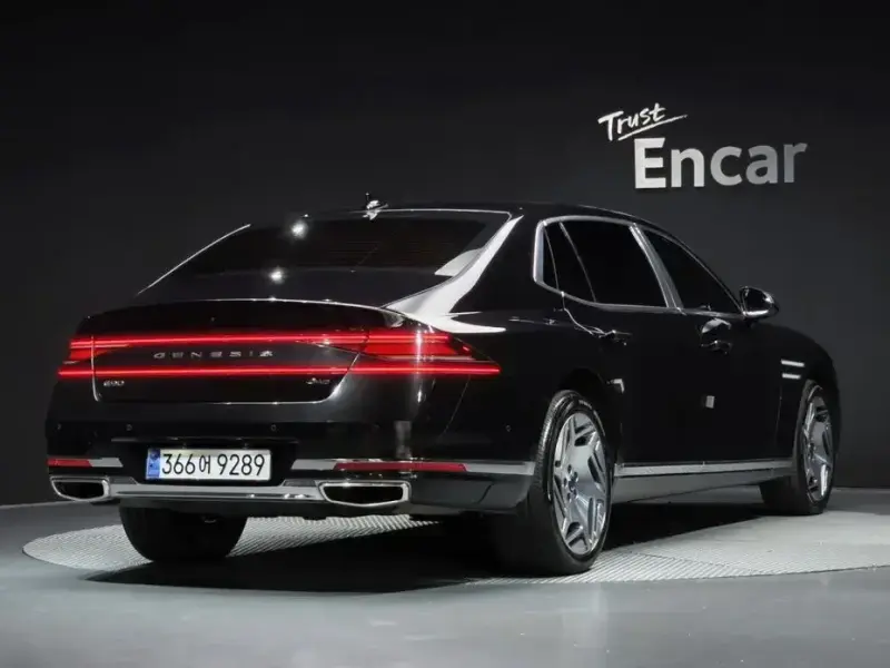 2023 Genesis G90 с пробегом 77 327 км