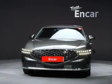 2023 Genesis G90 с пробегом 75 992 км