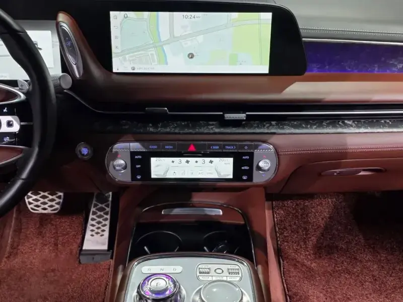2023 Genesis G90 с пробегом 77 327 км