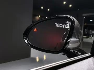 2023 Genesis G90 с пробегом 75 992 км