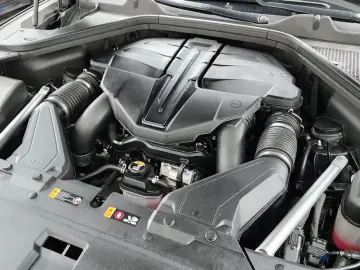 2023 Genesis GV80 с пробегом 18 290 км