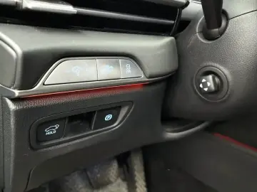 2023 Genesis GV80 с пробегом 18 290 км