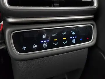 2023 Genesis GV80 с пробегом 18 290 км