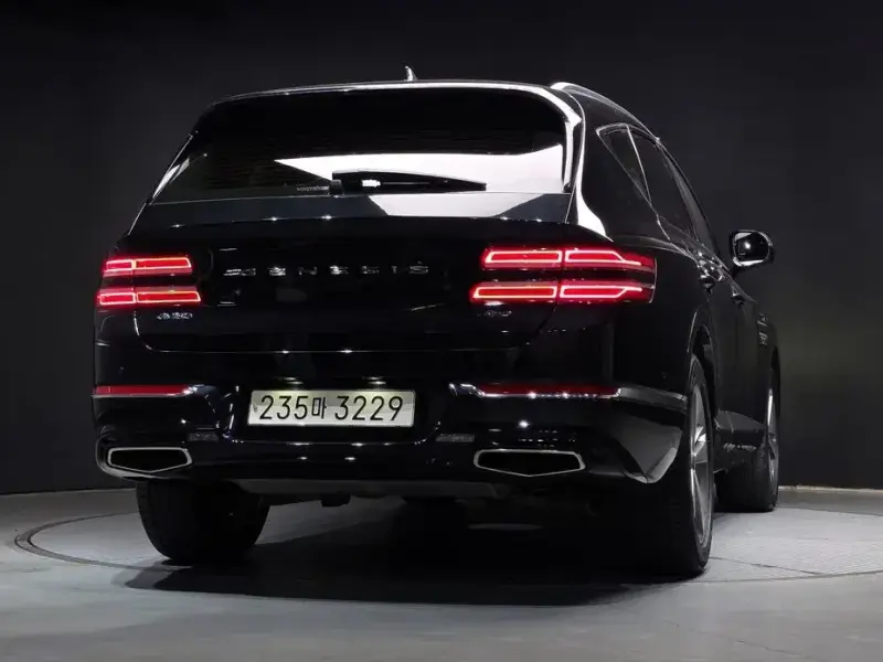 2023 Genesis GV80 с пробегом 45 325 км