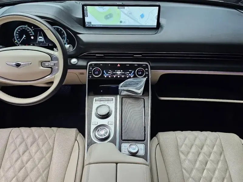 2023 Genesis GV80 с пробегом 45 325 км