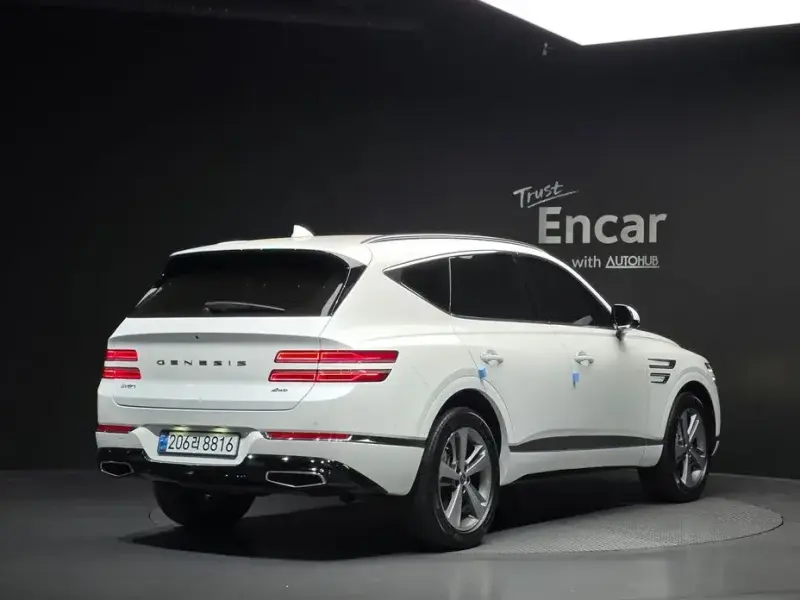 2023 Genesis GV80 с пробегом 57 767 км