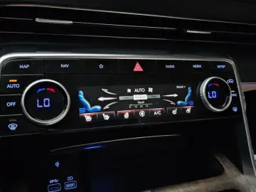 2023 Genesis GV80 с пробегом 45 325 км