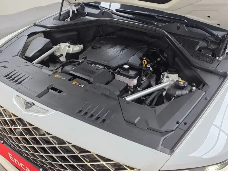 2023 Genesis GV80 с пробегом 57 767 км