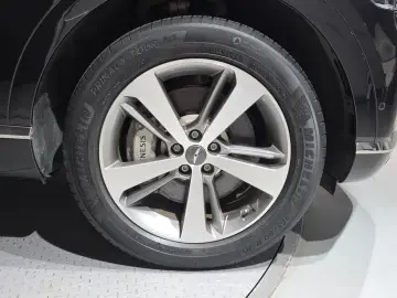 2023 Genesis GV80 с пробегом 45 325 км