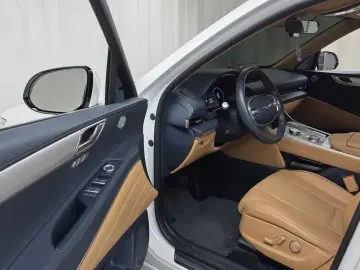 2023 Genesis GV80 с пробегом 57 767 км