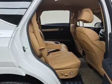 2023 Genesis GV80 с пробегом 57 767 км