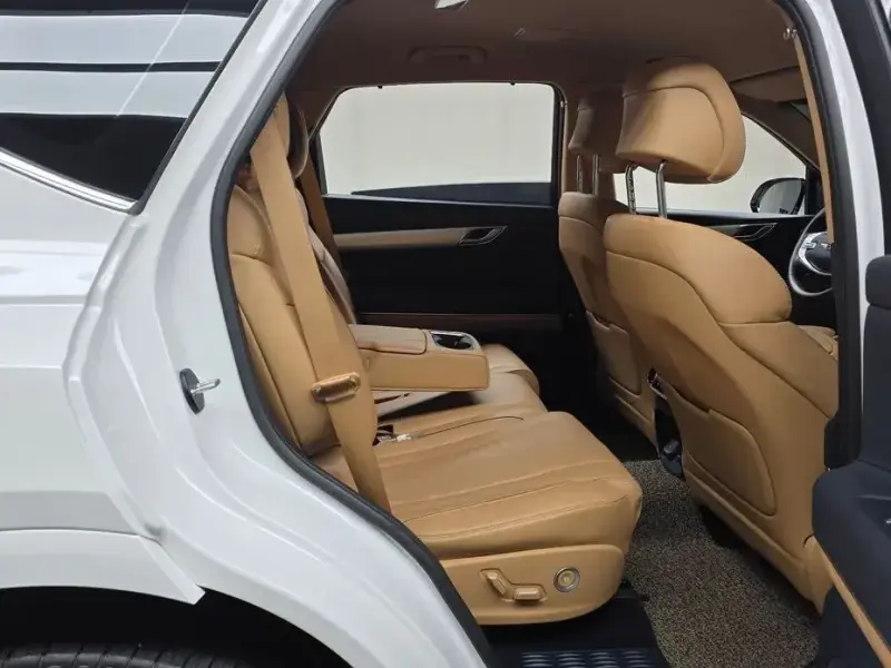 2023 Genesis GV80 с пробегом 57 767 км