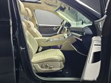 2023 Genesis GV80 с пробегом 45 325 км