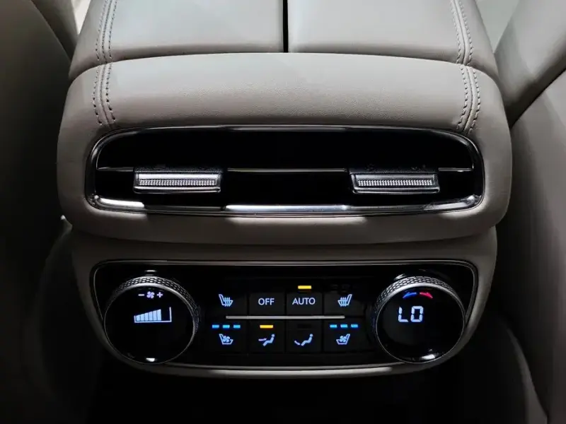 2023 Genesis GV80 с пробегом 45 325 км