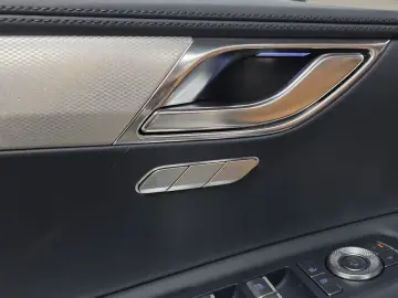 2023 Genesis GV80 с пробегом 57 767 км