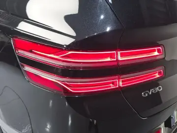 2023 Genesis GV80 с пробегом 35 973 км