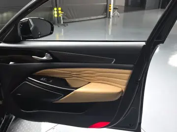 2019 Kia K7 с пробегом 57 618 км