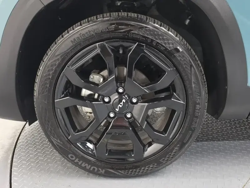 2024 Kia Seltos с пробегом 16 868 км