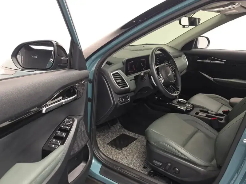 2024 Kia Seltos с пробегом 16 868 км