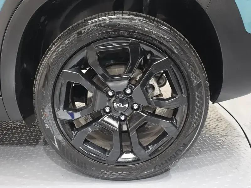 2024 Kia Seltos с пробегом 16 868 км