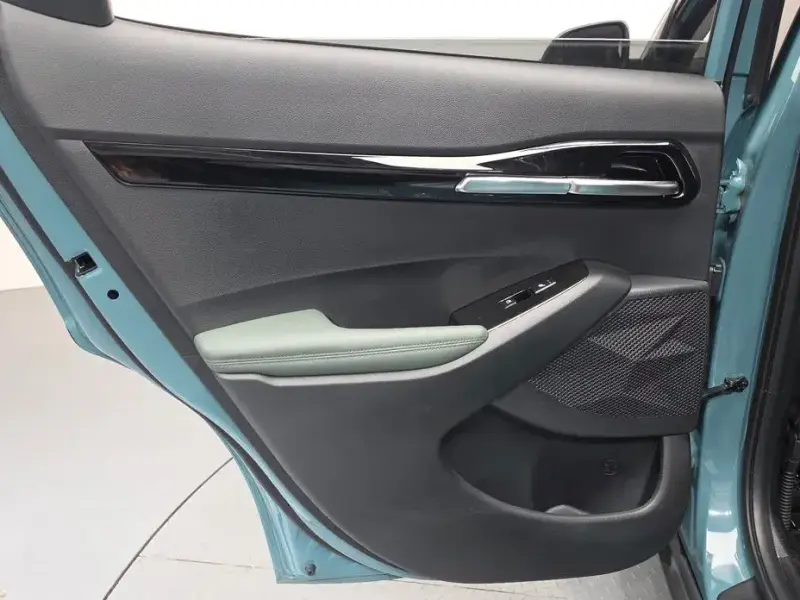 2024 Kia Seltos с пробегом 16 868 км