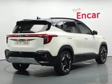 2022 Kia Seltos с пробегом 33 983 км
