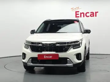 2022 Kia Seltos с пробегом 33 983 км