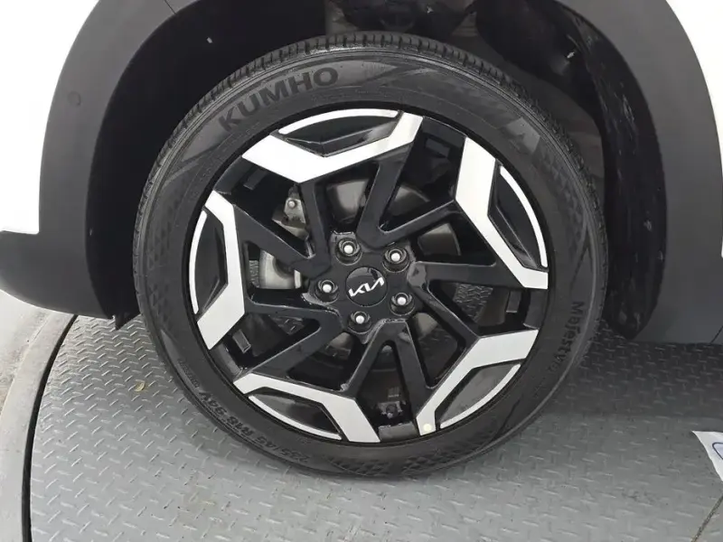 2022 Kia Seltos с пробегом 33 983 км