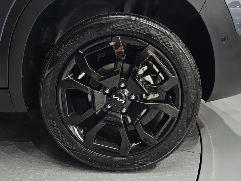 2024 Kia Seltos с пробегом 23 085 км