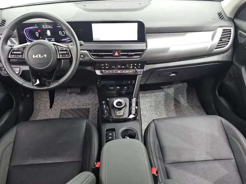 2025 Kia Seltos с пробегом 10 184 км