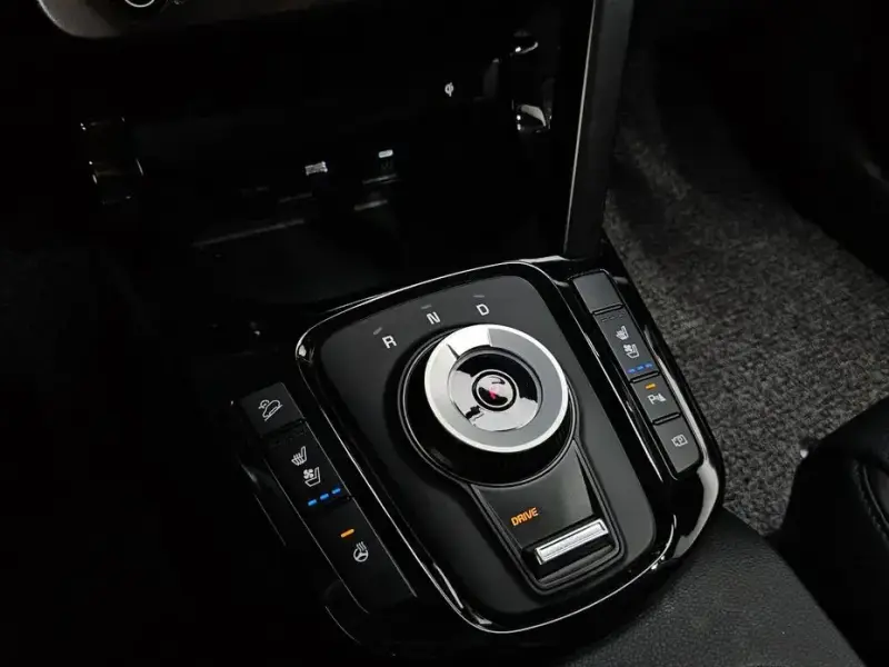 2025 Kia Seltos с пробегом 10 184 км