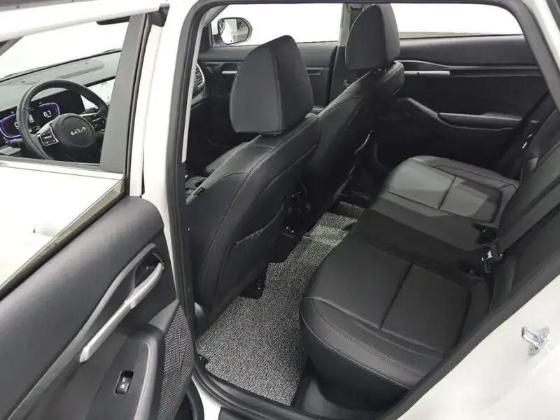 2025 Kia Seltos с пробегом 10 184 км