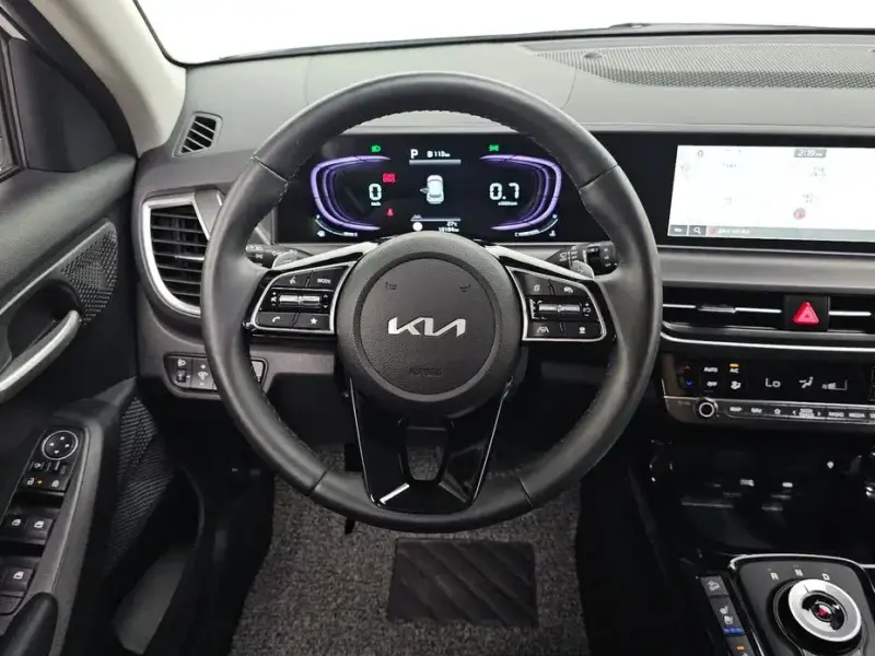 2025 Kia Seltos с пробегом 10 184 км