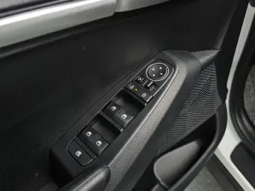 2025 Kia Seltos с пробегом 10 184 км