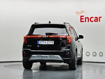 2025 Kia Seltos с пробегом 18 985 км
