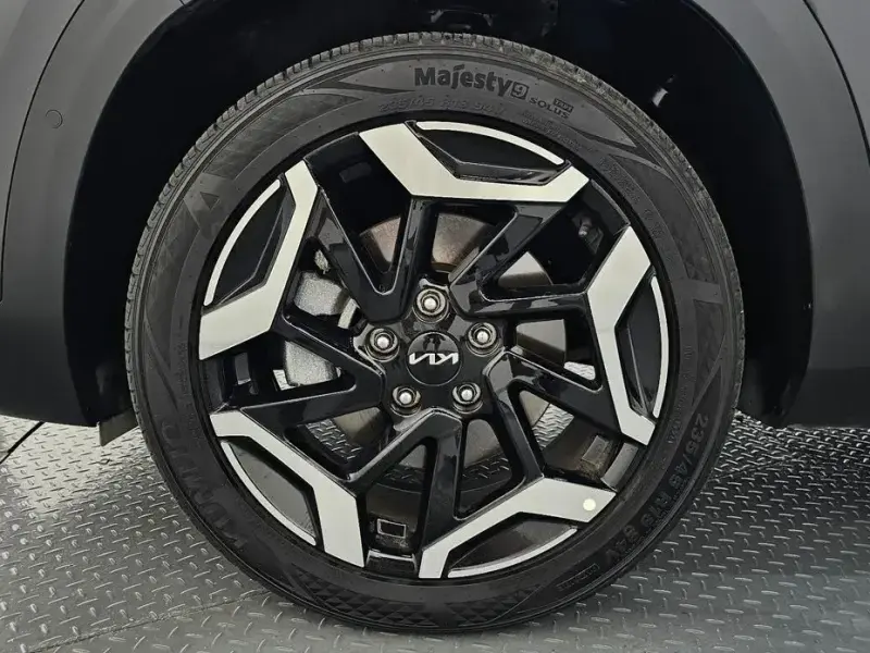 2025 Kia Seltos с пробегом 18 985 км