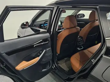 2025 Kia Seltos с пробегом 18 985 км