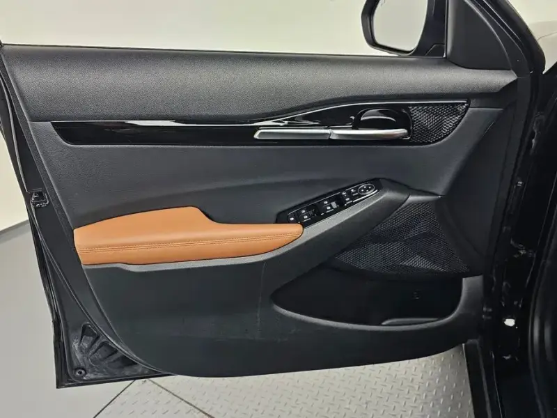 2025 Kia Seltos с пробегом 18 985 км