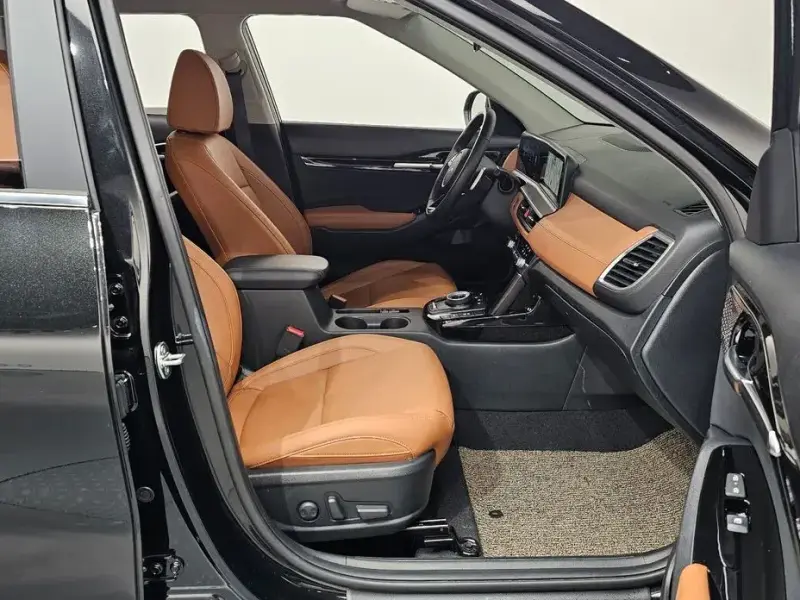 2025 Kia Seltos с пробегом 18 985 км