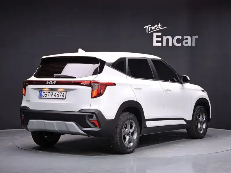 2025 Kia Seltos с пробегом 14 141 км