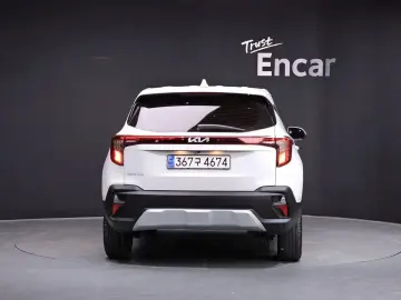 2025 Kia Seltos с пробегом 14 141 км