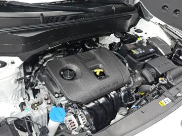 2025 Kia Seltos с пробегом 14 141 км