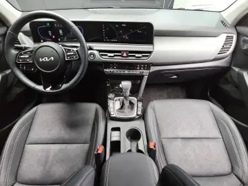 2025 Kia Seltos с пробегом 14 141 км