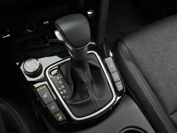 2025 Kia Seltos с пробегом 14 141 км