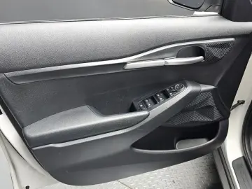 2025 Kia Seltos с пробегом 14 141 км