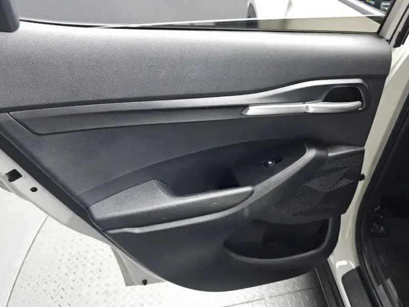 2025 Kia Seltos с пробегом 14 141 км